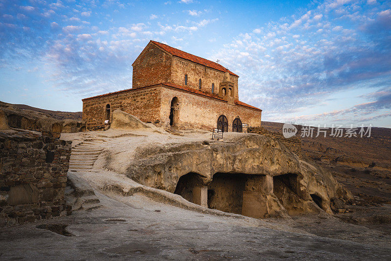 Uplistsikhe洞穴建筑群，有9 /10世纪的三中殿长方形教堂。哥里,格鲁吉亚